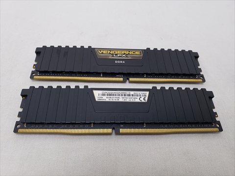 CMK32GX4M2A2666C16 各サイトで併売につき売切れのさいはご容赦願います。