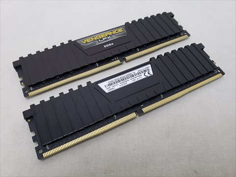 CMK16GX4M2A2666C16 /バルク 各サイトで併売につき売切れのさいはご容赦願います。