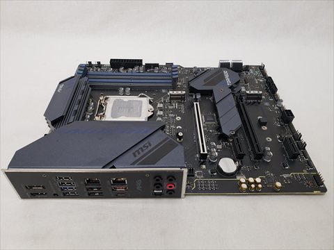 MAG Z590 TORPEDO 各サイトで併売につき売切れのさいはご容赦願います。