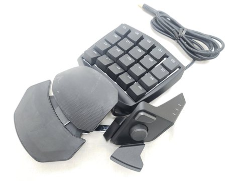 Orbweaver CHROMA RZ07-01440100-R3M1 各サイトで併売につき売切れのさいはご容赦願います。