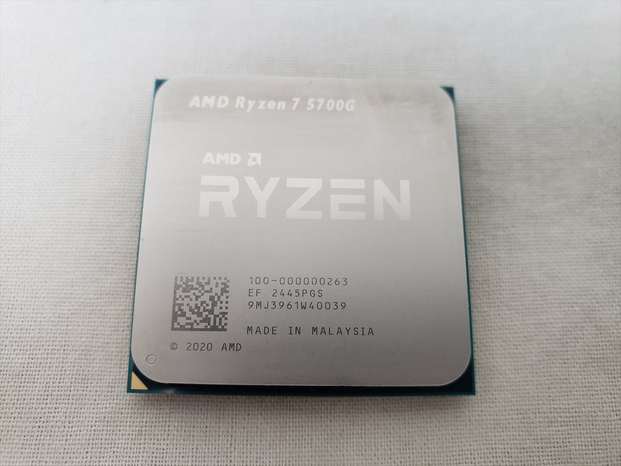 Ryzen 7 5700G バルク (8C16T/3.8GHz(4.6)/65W/TOTAL Cache 20MB) 各
