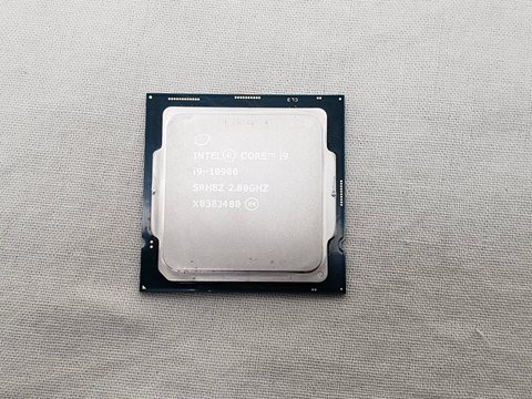 Core i9-10900 バルク (2.8GHz/TB 5.0GHz/TB MAX 5.1GHz/10-core 20