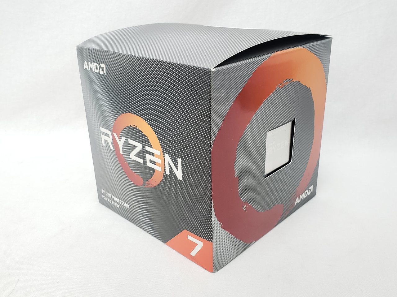 Ryzen 7 3700X With Wraith Prism cooler (8C16T/3.6GHz（4.4）/65W