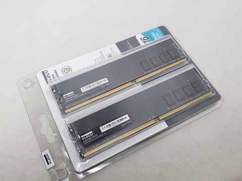 KD48GU881-32N220D 各サイトで併売につき売切れのさいはご容赦願います。