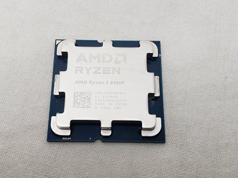 Ryzen5 8400F バルク (6C/12T、4.2Ghz、65W) 各サイトで併売につき売切れのさいはご容赦願います。