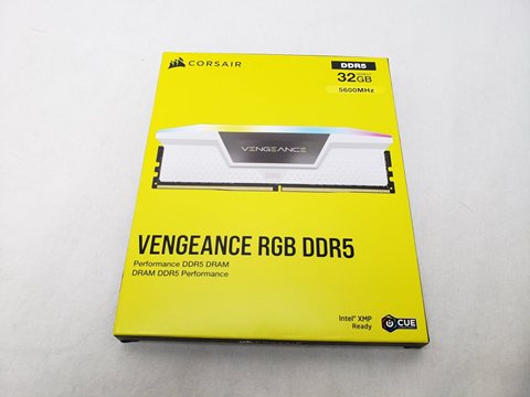 CMH32GX5M2B5600C40W　★こちらのメモリだけでの販売はできません、PC（弊社組立）のご注文分の場合のみご購入いただけます。★ 各サイトで併売につき売切れのさいはご容赦願います。