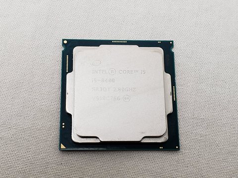 Core i5-8400 バルク (2.80GHz/ターボブースト時4.00GHz/6-core 6-thread/Total Cache 9MB/TDP65W/UHD Graphics 630) 各サイトで併売につき売切れのさいはご容赦願います。