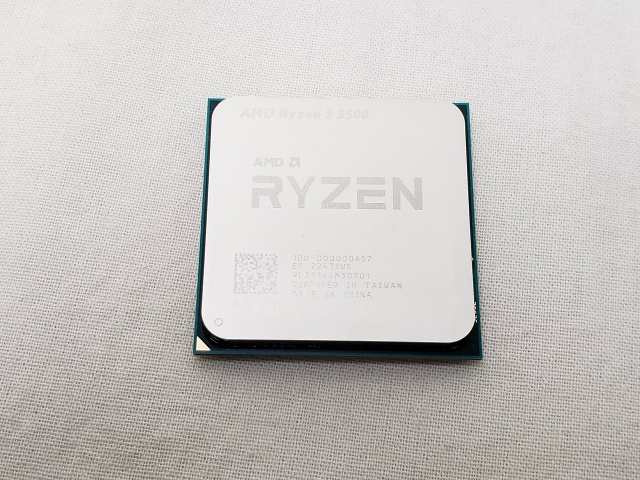 Ryzen 5 5500 バルク (6C/12T、3.6GHz(最大4.2)、65W、L3 Cache 16MB