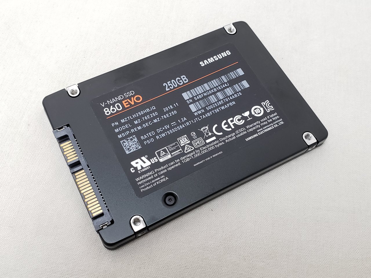 860 EVO MZ-76E250 各サイトで併売につき売切れのさいはご容赦願います