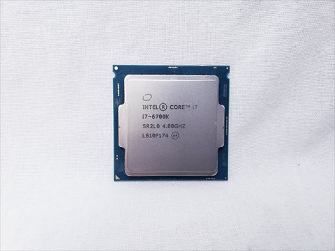 Core i7-6700K バルク (4.00GHz/ターボブースト時4.20GHz/4-core 8-thread/Total Cache 8MB/TDP95W/HD Graphics 530) 各サイトで併売につき売切れのさいはご容赦願います。