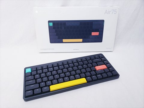 Air75 V2 QMK/VIAワイヤレスメカニカルキーボード　Switch：Moss/Color：Basalt Black 各サイトで併売につき売切れのさいはご容赦願います。