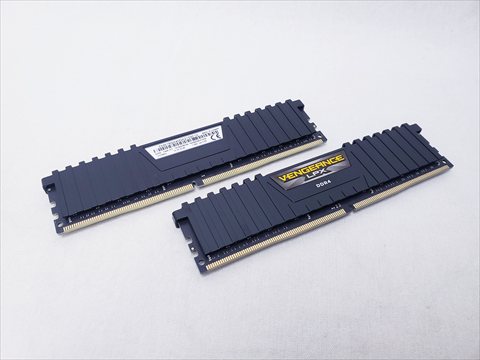 CMK16GX4M2A2133C13 /バルク 各サイトで併売につき売切れのさいはご容赦願います。