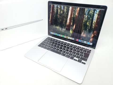 MacBook Air Retina 1100/13.3 MVH42J/A シルバー 各サイトで併売につき売切れのさいはご容赦願います。