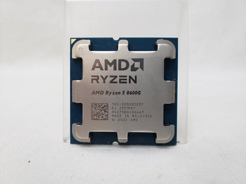 Ryzen5 8600G Ryzen AI バルク (6C/12T、4.3Ghz(最大5.0)、65W、L2+L3 Cache 22MB) 各サイトで併売につき売切れのさいはご容赦願います。
