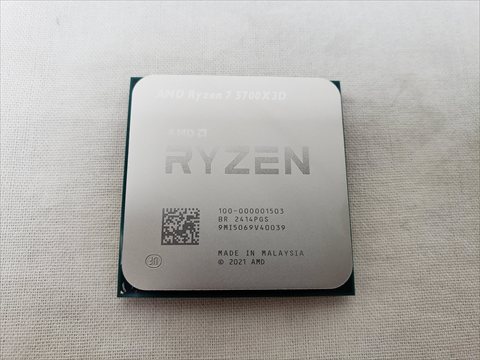 Ryzen 7 5700X3D バルク (8C/16T、3.0GHz(最大4.1)、105W、TOTAL Cache 100MB) 各サイトで併売につき売切れのさいはご容赦願います。