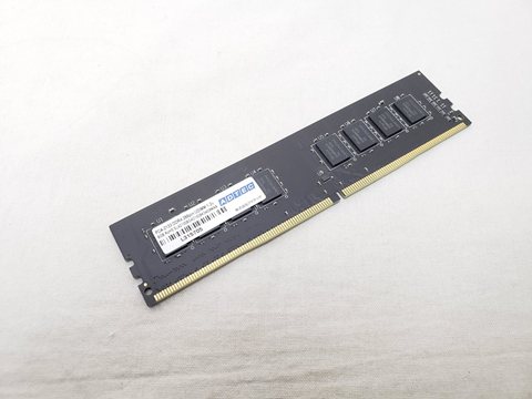 【中古】 PC4-17000(DDR4 2133) 8GB /バルク　※お一人様2個まで 【毎月第2土曜日はワンズの日】ワンズチャンス！ご来店いただいたお客様限定、店頭のみの大特価！電話等でのお取り置きはできません。あらかじめご了承下さいませ。