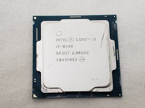 Core i5-8400 バルク (2.80GHz/ターボブースト時4.00GHz/6-core 6-thread/Total Cache 9MB/TDP65W/UHD Graphics 630) 各サイトで併売につき売切れのさいはご容赦願います。