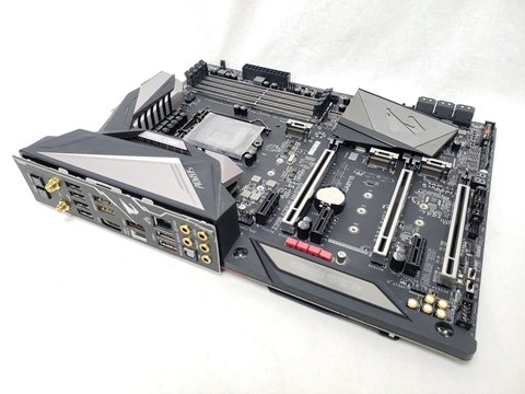 Z390 AORUS MASTER 各サイトで併売につき売切れのさいはご容赦願います。