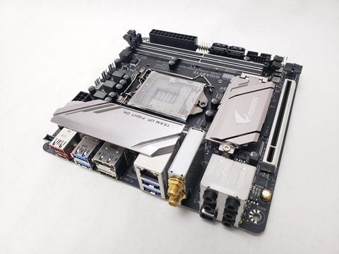 Z390 I AORUS PRO WIFI 各サイトで併売につき売切れのさいはご容赦願います。