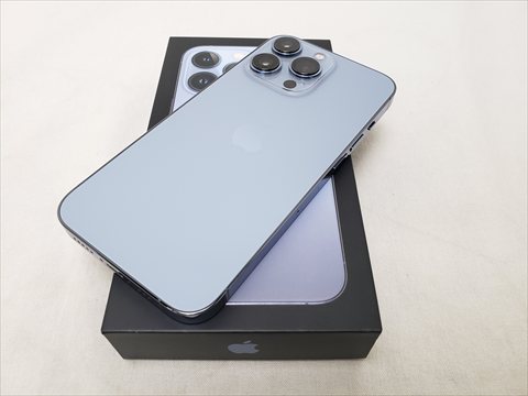iPhone13 Pro 256GB シエラブルー /MLUU3J/A 【au SIMFREE】 各サイトで併売につき売切れのさいはご容赦願います。