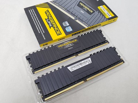 CMK32GX4M2A2666C16 各サイトで併売につき売切れのさいはご容赦願います。