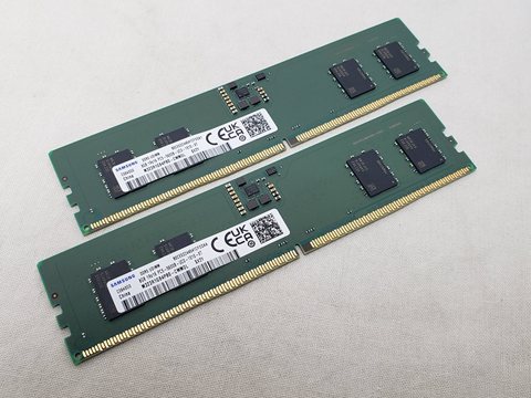 PC5-44800(DDR5 5600) 8GB x2 /バルク　★こちらのメモリは単体での販売は行っておりません。PC構成一式でご注文いただく場合のみご購入いただけます。★ 各サイトで併売につき売切れのさいはご容赦願います。