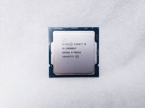 Core i9-10900KF バルク (3.7GHz/TB 5.1GHz/TB MAX 5.2GHz/10-core 20-thread/Total Cache 20MB/TDP125W) 各サイトで併売につき売切れのさいはご容赦願います。