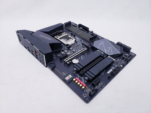 Z490 AORUS ELITE 各サイトで併売につき売切れのさいはご容赦願います。