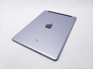 iPad（第6世代/2018） Cellular 32GB スペースグレイ /MR6N2J/A au 各サイトで併売につき売切れのさいはご容赦願います。
