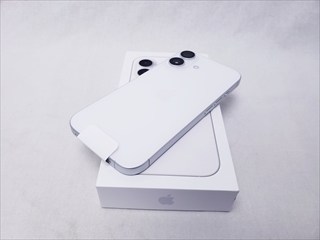 iPhone16e 128GB ホワイト /MD1R4J/A 【国内版 SIMFREE】 各サイトで併売につき売切れのさいはご容赦願います。