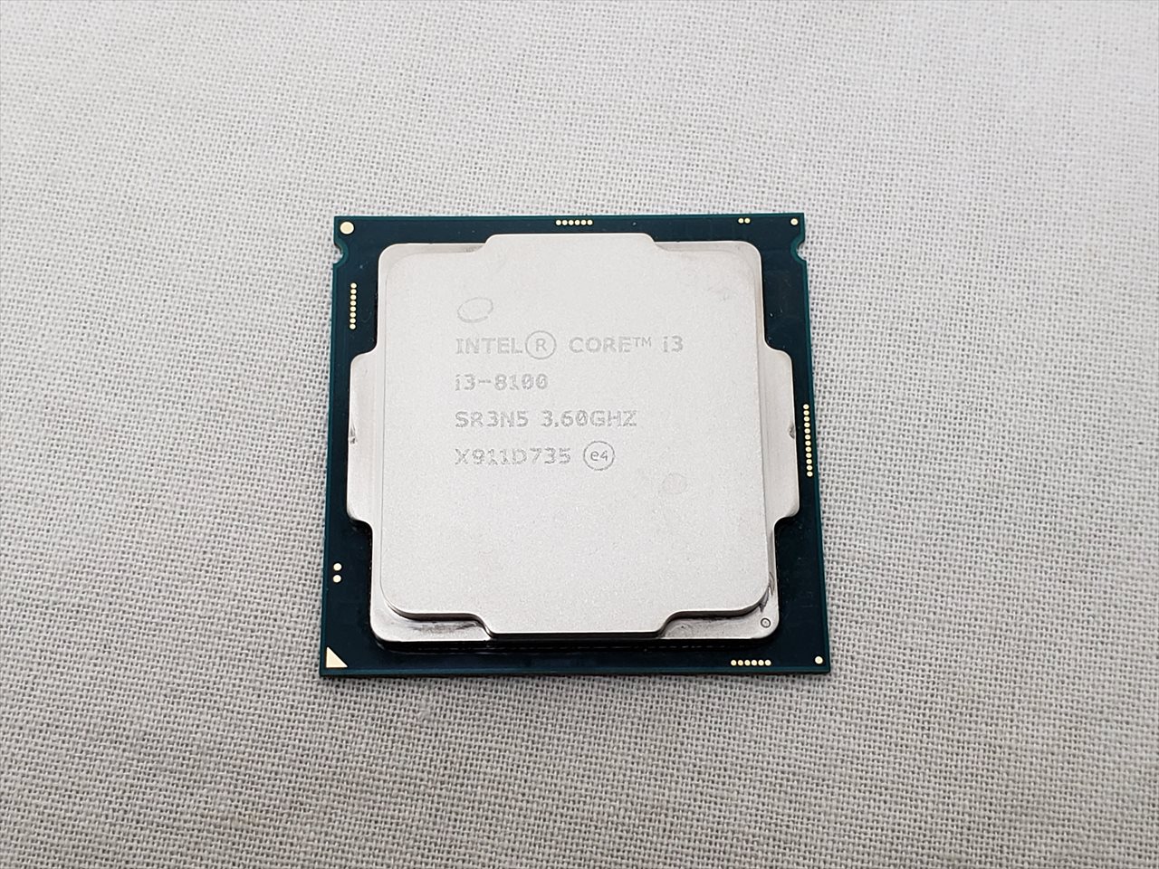 Core i3-8100 バルク (3.60GHz/ターボブーストなし/4-core 4-thread