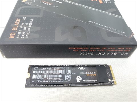 WD Black SN850 WDS100T1X0E 各サイトで併売につき売切れのさいはご容赦願います。