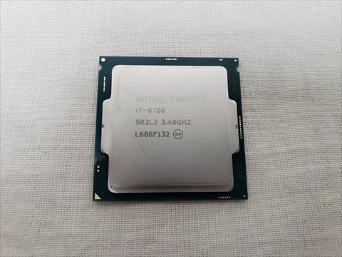 Core i7-6700 バルク (3.40GHz/ターボブースト時4.00GHz/4-core 8-thread/Total Cache 8MB/TDP65W/HD Graphics 530) 各サイトで併売につき売切れのさいはご容赦願います。
