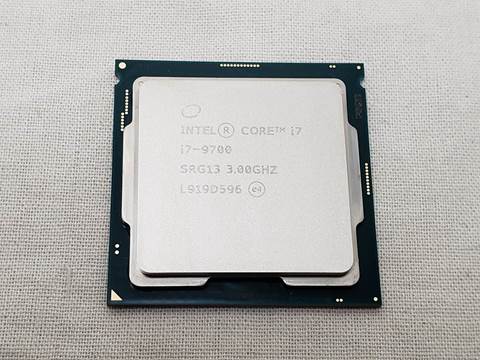Core i7-9700 バルク (3.00GHz/ターボブースト時4.70GHz/8-core 8-thread/Total Cache 12MB/TDP65W/UHD Graphics 630) 各サイトで併売につき売切れのさいはご容赦願います。