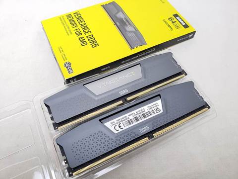 CMK64GX5M2B5600Z40 各サイトで併売につき売切れのさいはご容赦願います。