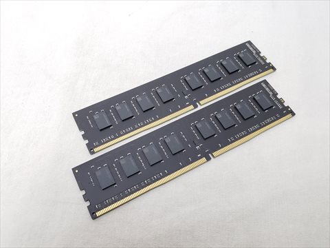 PC4-28800(DDR4 3600) 8GBx2 /バルク 各サイトで併売につき売切れのさいはご容赦願います。