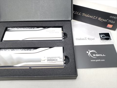 F5-8000J4048G24GX2-TR5NS 各サイトで併売につき売切れのさいはご容赦願います。