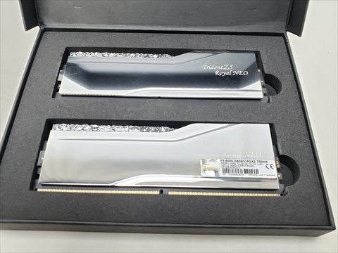 F5-6000J2836G16GX2-TR5NS 各サイトで併売につき売切れのさいはご容赦願います。