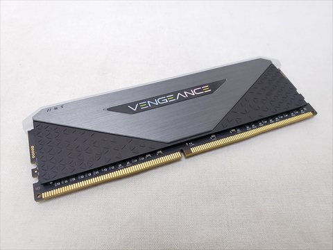 PC4-28800(DDR4 3600) 16GB /バルク 各サイトで併売につき売切れのさいはご容赦願います。