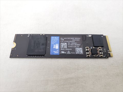 WD Blue SN5000 WDS100T4B0E 各サイトで併売につき売切れのさいはご容赦願います。