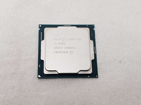 Core i5-8500 バルク (3.00GHz/ターボブースト時4.10GHz/6-core 6-thread/Total Cache 9MB/TDP65W/UHD Graphics 630) 各サイトで併売につき売切れのさいはご容赦願います。
