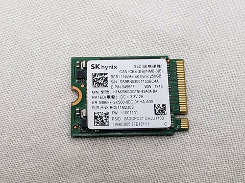 HFM256GDGTNI-82A0A ※M.2 2230 各サイトで併売につき売切れのさいはご容赦願います。