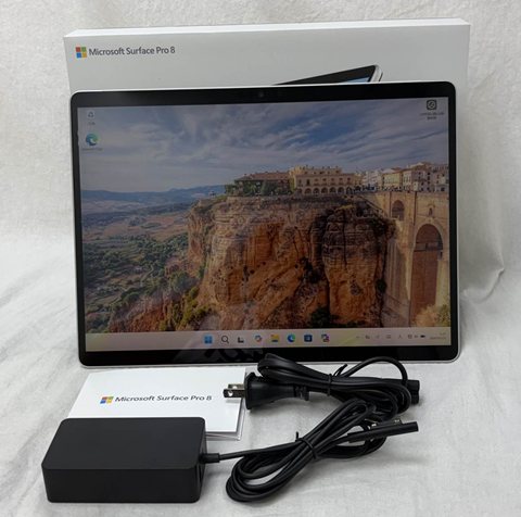 Surface Pro8 プラチナ (i5 1135G7/8GB/128GB EAT-00010) 各サイトで併売につき売切れのさいはご容赦願います。