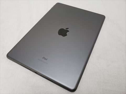 iPad（第7世代/2019） Wi-Fi 32GB スペースグレイ /MW742J/A 各サイトで併売につき売切れのさいはご容赦願います。