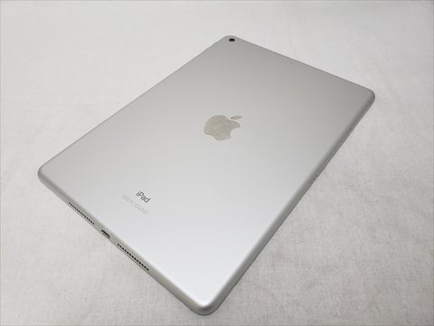 iPad（第7世代/2019） Wi-Fi 32GB シルバー /MW752J/A 各サイトで併売につき売切れのさいはご容赦願います。