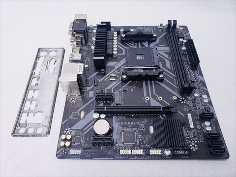 B450M S2H 各サイトで併売につき売切れのさいはご容赦願います。