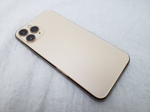 iPhone11 Pro 256GB ゴールド /MWC92J/A softbank 【SIMロック解除品】 各サイトで併売につき売切れのさいはご容赦願います。