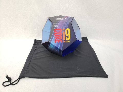 Core i9-9900K BOX (3.60GHz/ターボブースト時5.00GHz/8-core 16-thread/Total Cache 16MB/TDP95W) 各サイトで併売につき売切れのさいはご容赦願います。