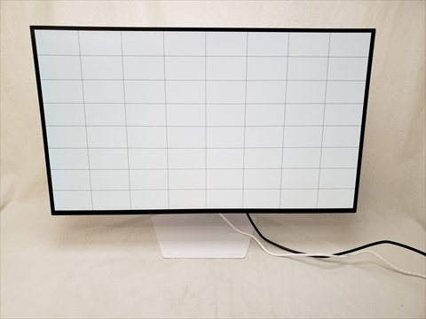 UltraGear 32GS95UV-W 各サイトで併売につき売切れのさいはご容赦願います。