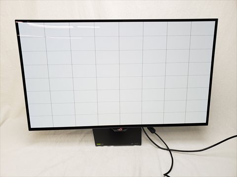 ROG Strix OLED XG32UCWG 各サイトで併売につき売切れのさいはご容赦願います。